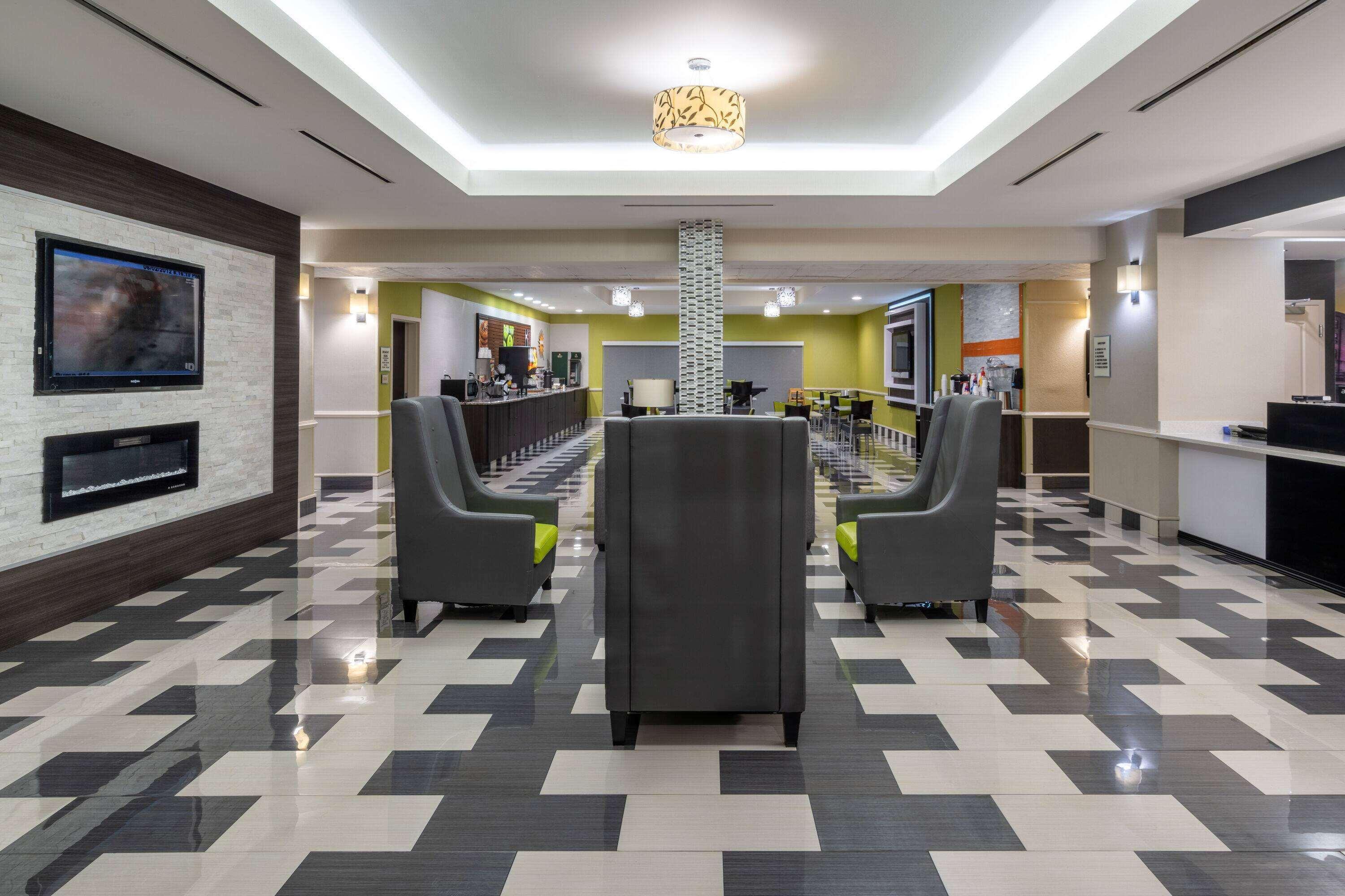 La Quinta By Wyndham Праттвилл Экстерьер фото